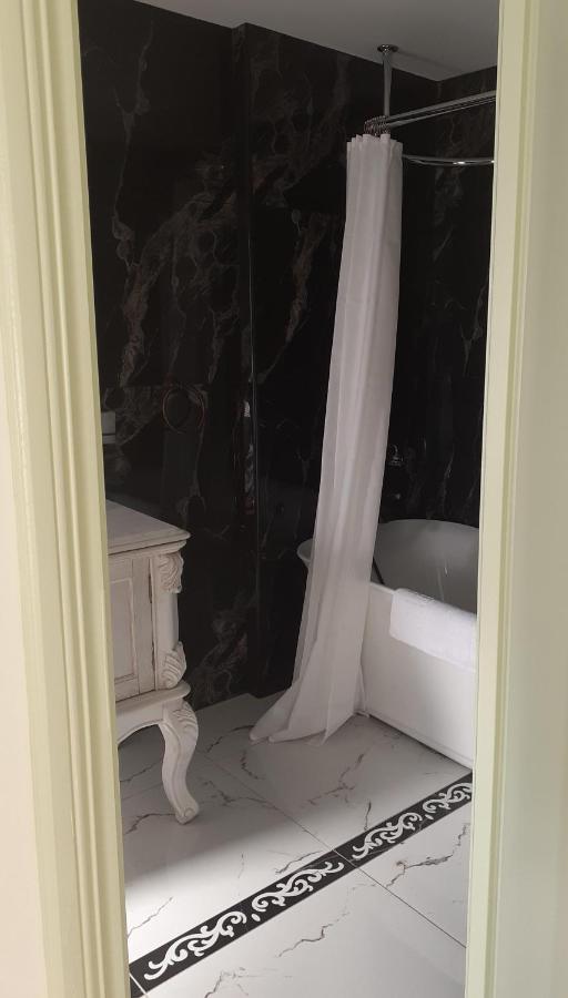 Chambres D'Hotes Cascarot Lechatelet Exteriör bild