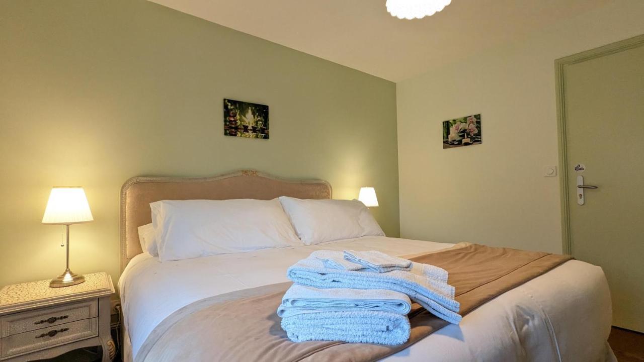 Chambres D'Hotes Cascarot Lechatelet Exteriör bild
